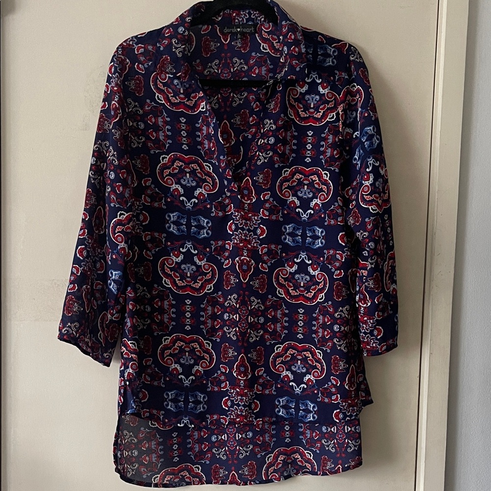 Derek Heart Women's Blouse in Navy and Red